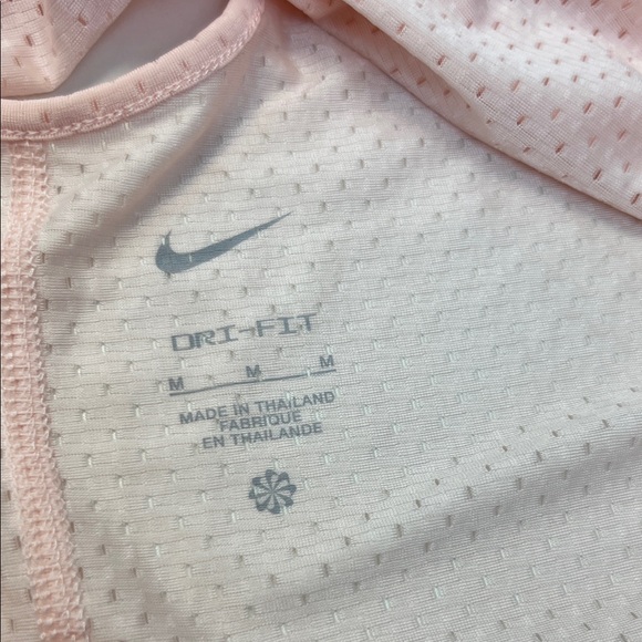 Nike Light Pink Tank‎ Top for Women - Picture 9 of 11